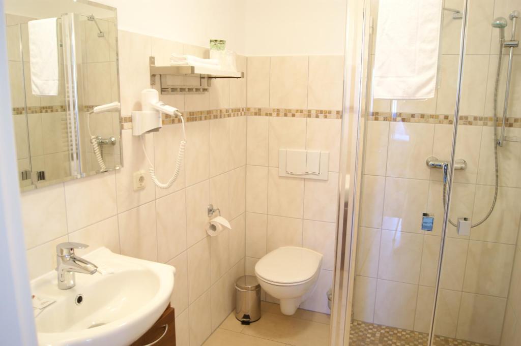 Hotel Pension Bellevue Bad Doberan Room photo