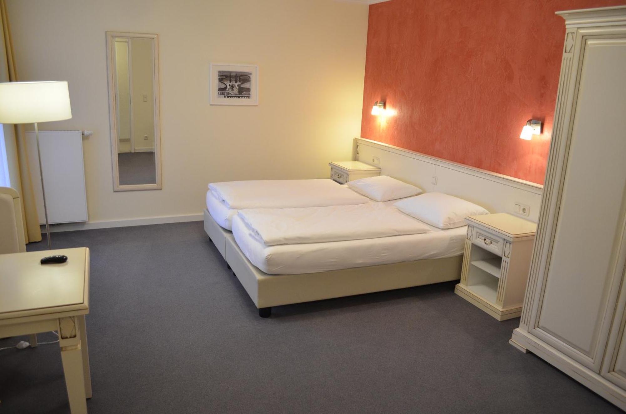 Hotel Pension Bellevue Bad Doberan Room photo